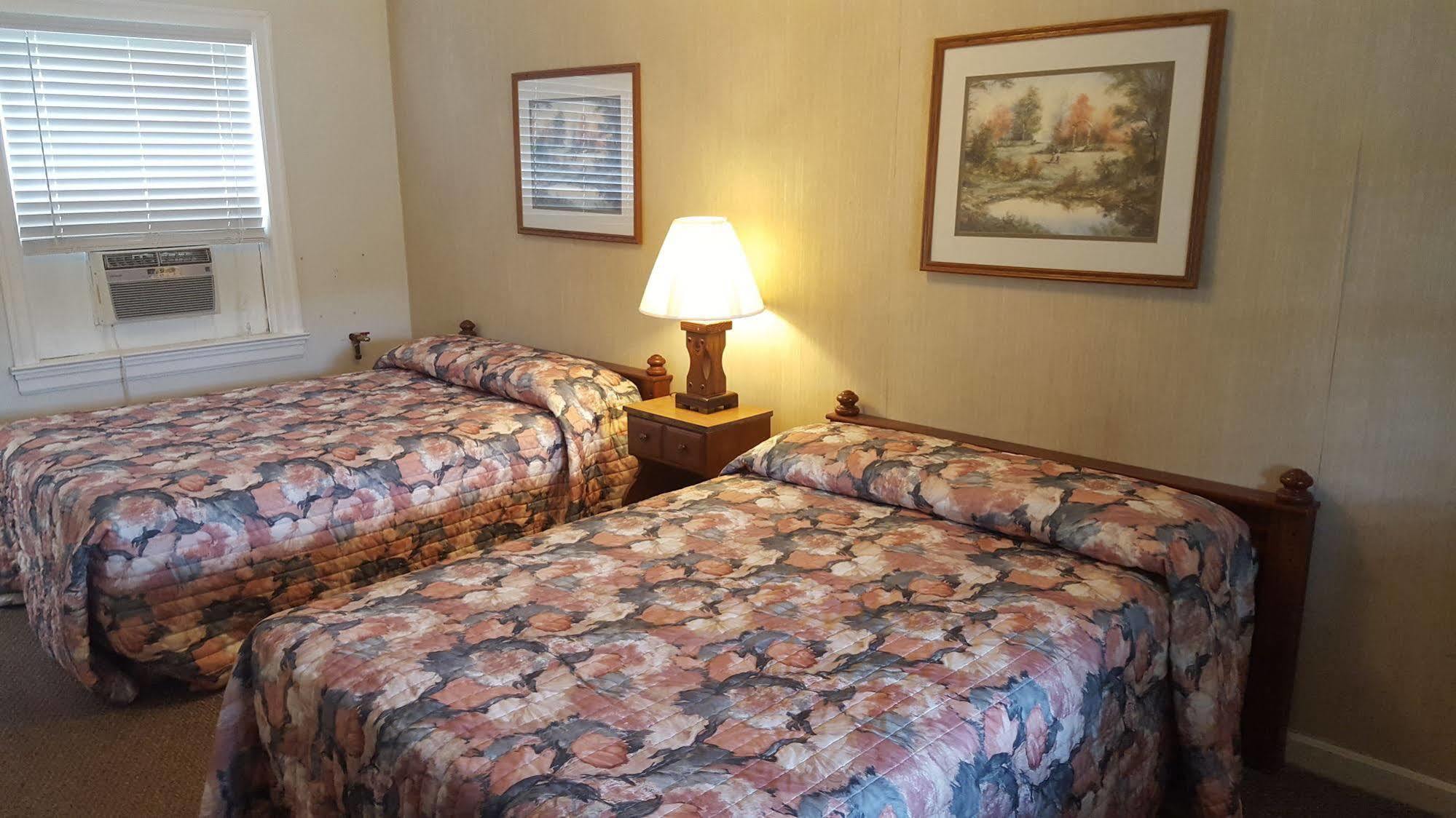 Early American Motel Aurora Zewnętrze zdjęcie